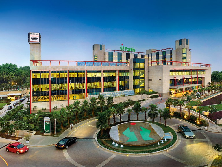 COUNTRY OF HOSPITALS
